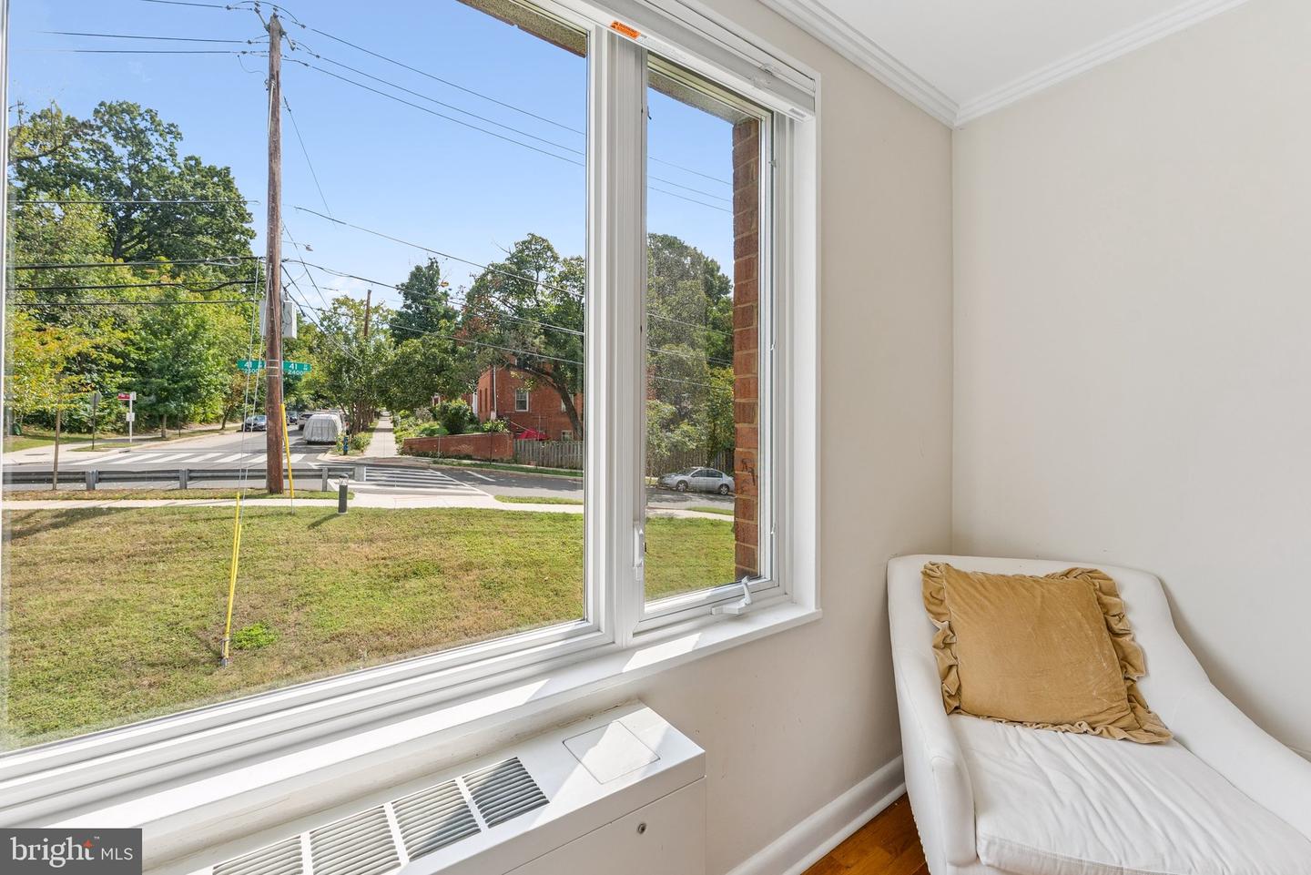 2400 41ST ST NW #513, WASHINGTON, District Of Columbia 20007, 2 Bedrooms Bedrooms, ,1 BathroomBathrooms,Residential,For sale,2400 41ST ST NW #513,DCDC2221752 MLS # DCDC2221752