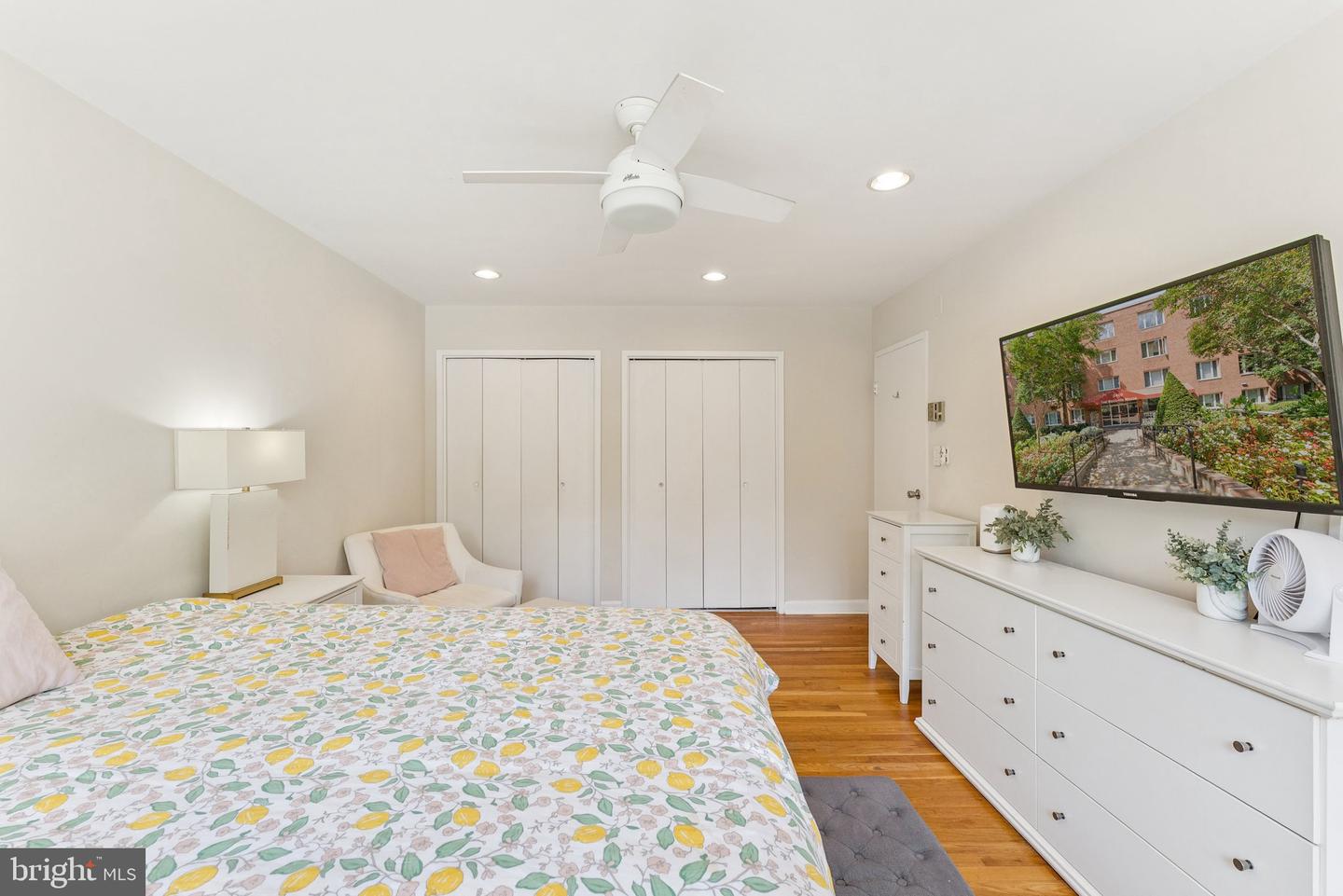 2400 41ST ST NW #513, WASHINGTON, District Of Columbia 20007, 2 Bedrooms Bedrooms, ,1 BathroomBathrooms,Residential,For sale,2400 41ST ST NW #513,DCDC2221752 MLS # DCDC2221752