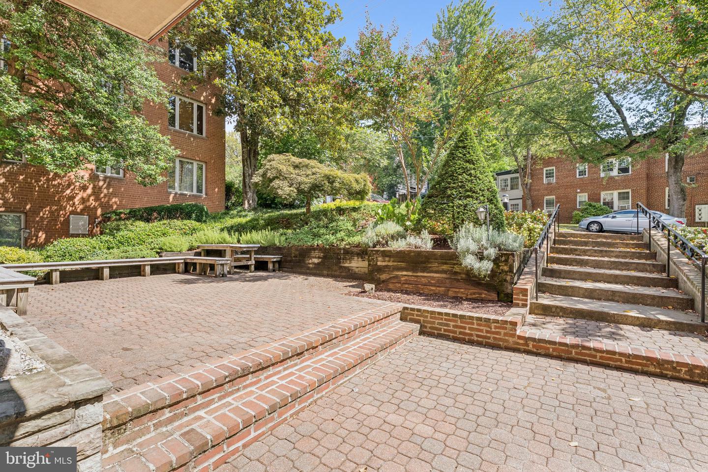 2400 41ST ST NW #513, WASHINGTON, District Of Columbia 20007, 2 Bedrooms Bedrooms, ,1 BathroomBathrooms,Residential,For sale,2400 41ST ST NW #513,DCDC2221752 MLS # DCDC2221752