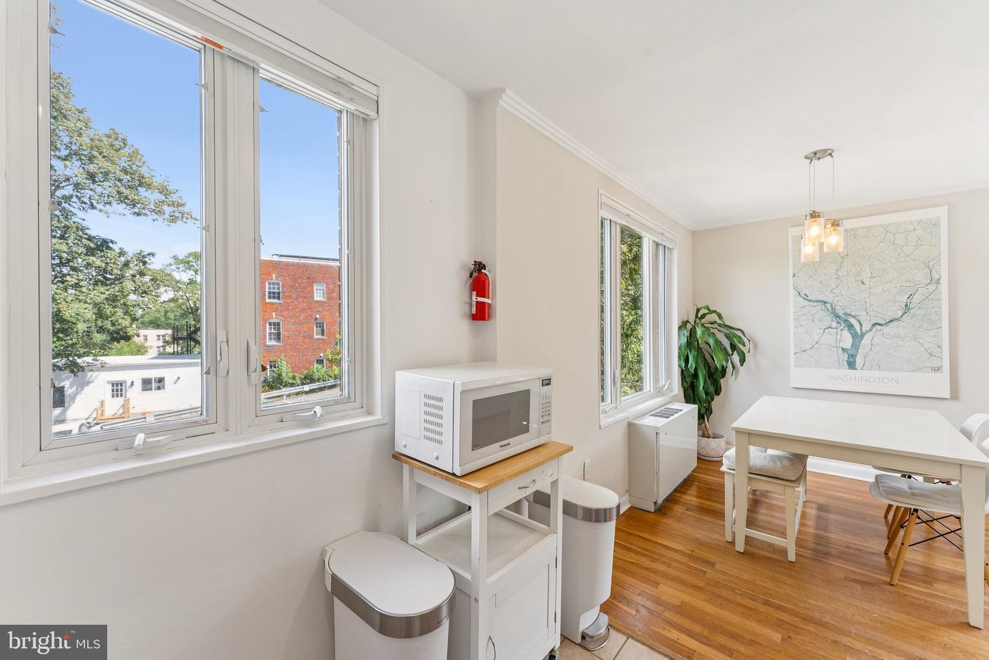 2400 41ST ST NW #513, WASHINGTON, District Of Columbia 20007, 2 Bedrooms Bedrooms, ,1 BathroomBathrooms,Residential,For sale,2400 41ST ST NW #513,DCDC2221752 MLS # DCDC2221752