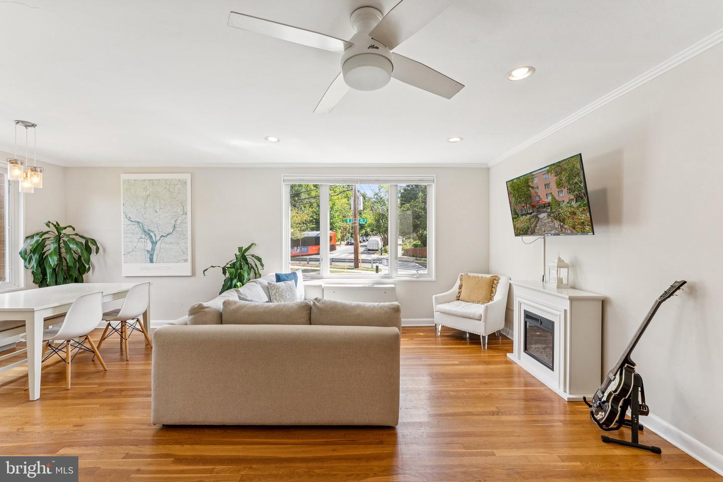 2400 41ST ST NW #513, WASHINGTON, District Of Columbia 20007, 2 Bedrooms Bedrooms, ,1 BathroomBathrooms,Residential,For sale,2400 41ST ST NW #513,DCDC2221752 MLS # DCDC2221752