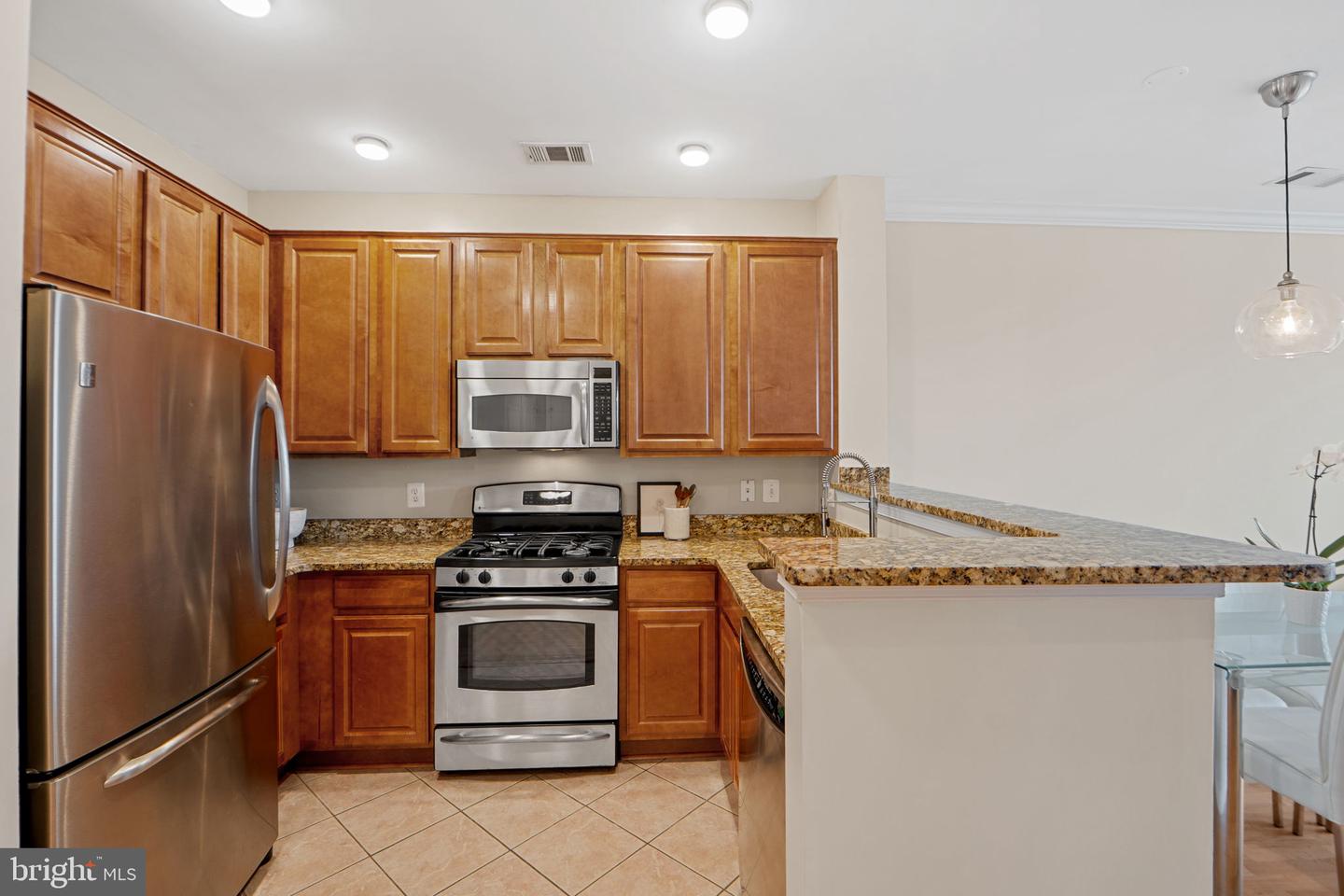 12000 MARKET ST #378, RESTON, Virginia 20190, 1 Bedroom Bedrooms, ,1 BathroomBathrooms,Residential,For sale,12000 MARKET ST #378,VAFX2266508 MLS # VAFX2266508