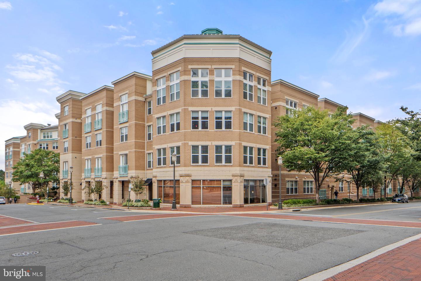 12000 MARKET ST #378, RESTON, Virginia 20190, 1 Bedroom Bedrooms, ,1 BathroomBathrooms,Residential,For sale,12000 MARKET ST #378,VAFX2266508 MLS # VAFX2266508