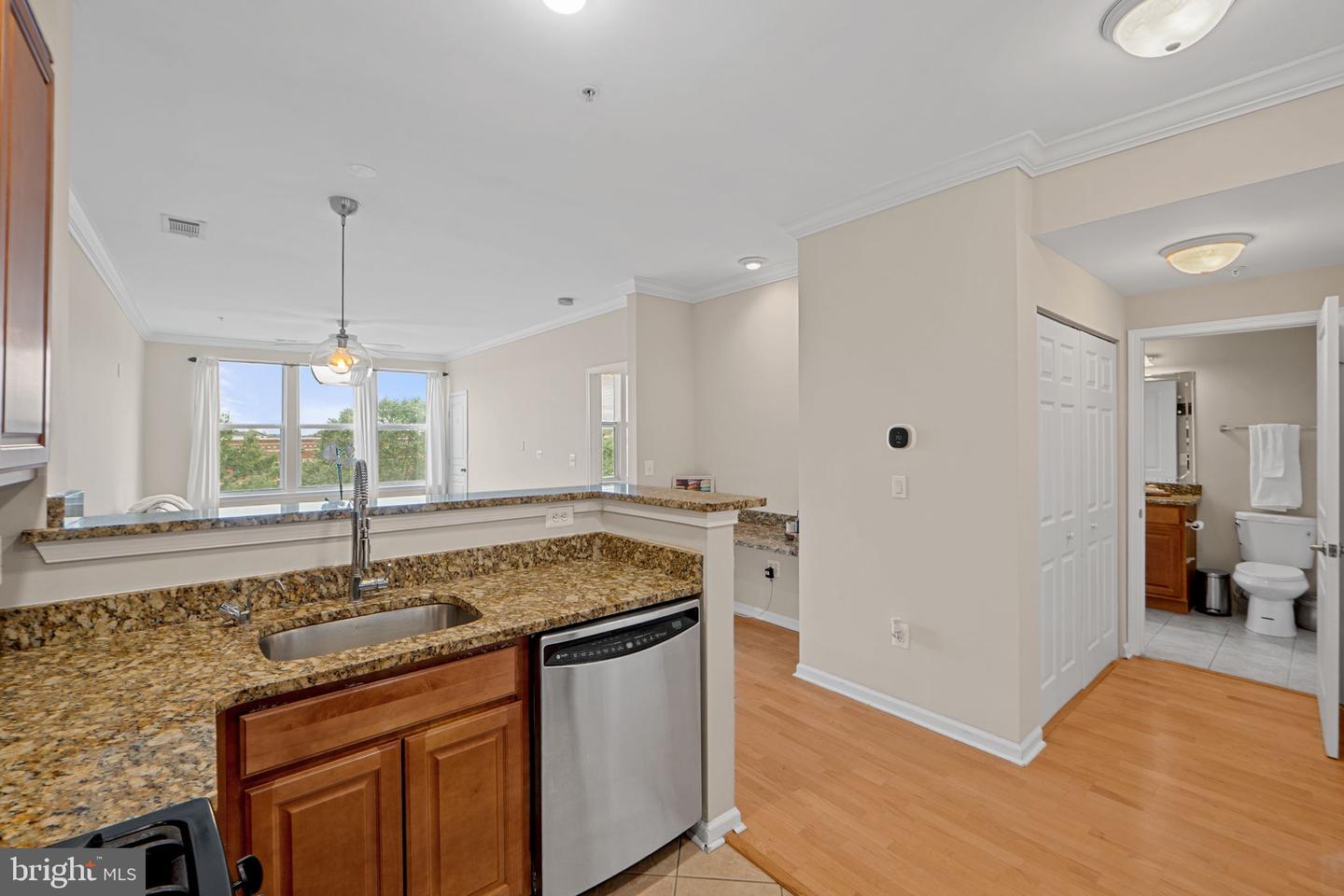 12000 MARKET ST #378, RESTON, Virginia 20190, 1 Bedroom Bedrooms, ,1 BathroomBathrooms,Residential,For sale,12000 MARKET ST #378,VAFX2266508 MLS # VAFX2266508