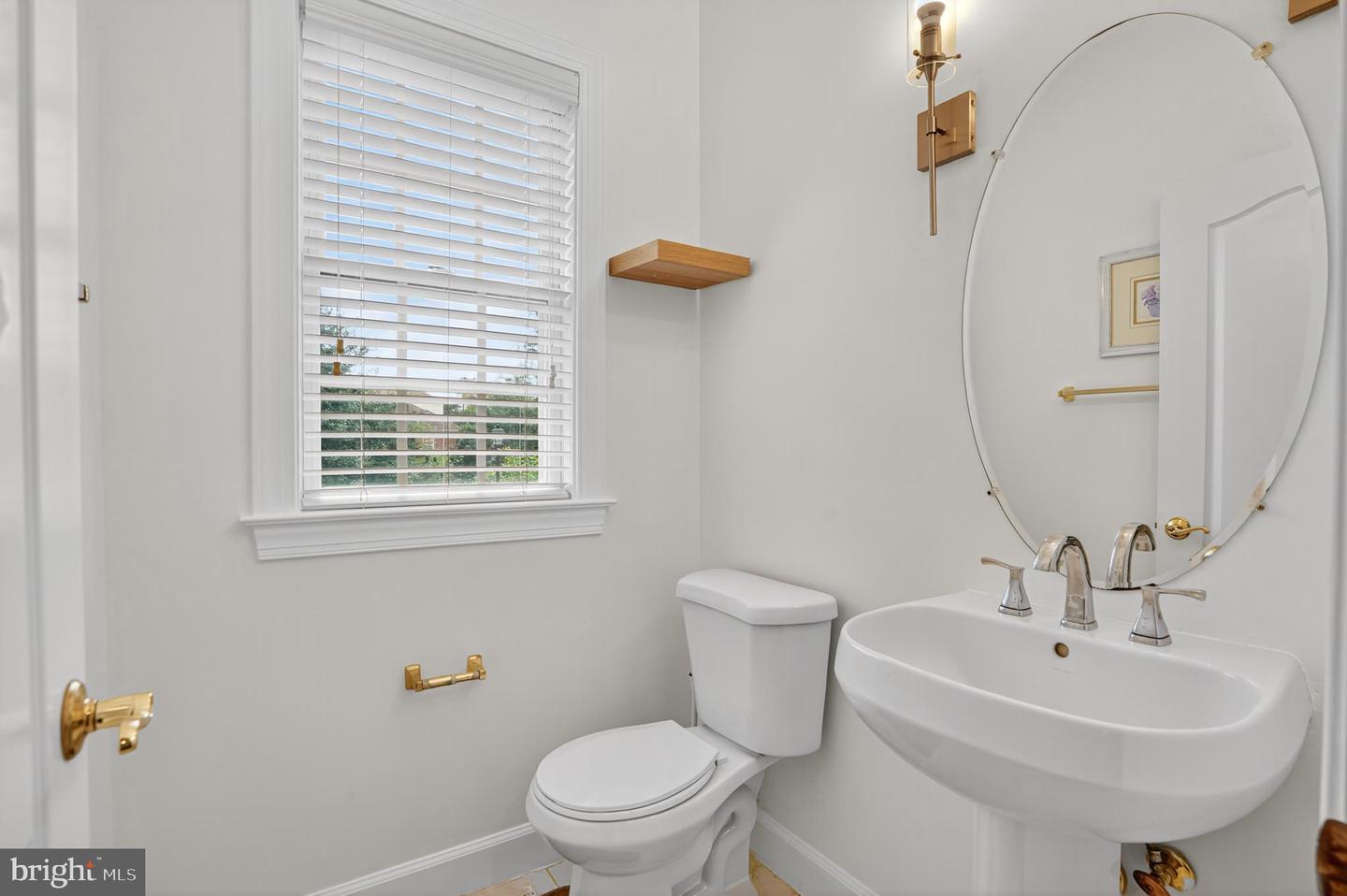10626 REGENT PARK CT, FAIRFAX, Virginia 22030, 6 Bedrooms Bedrooms, ,4 BathroomsBathrooms,Residential,For sale,10626 REGENT PARK CT,VAFC2006960 MLS # VAFC2006960