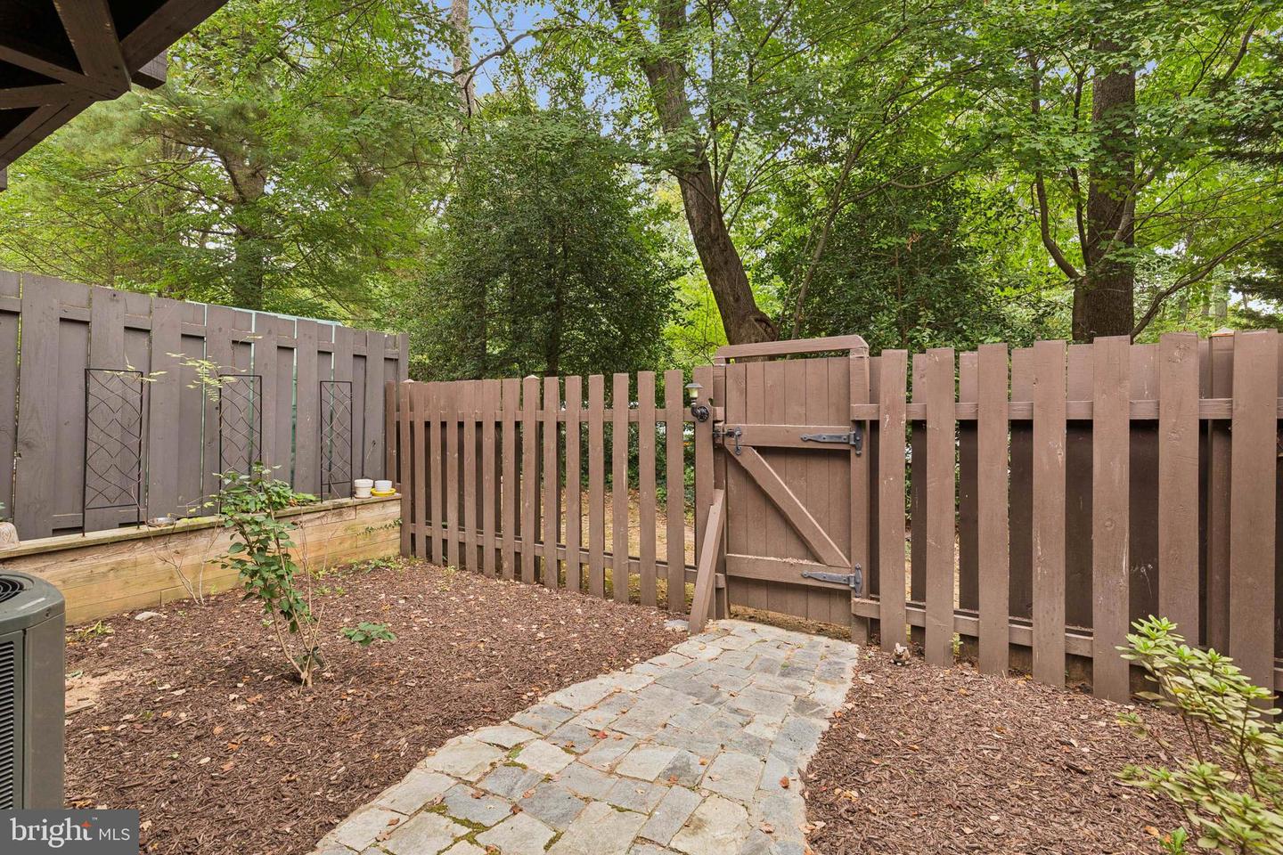 11817 COOPERS CT, RESTON, Virginia 20191, 3 Bedrooms Bedrooms, ,2 BathroomsBathrooms,Residential,For sale,11817 COOPERS CT,VAFX2266992 MLS # VAFX2266992