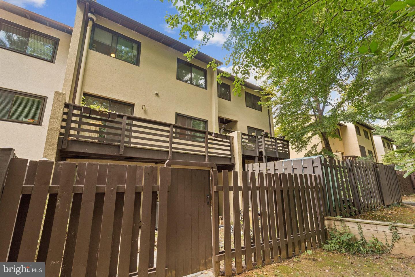 11817 COOPERS CT, RESTON, Virginia 20191, 3 Bedrooms Bedrooms, ,2 BathroomsBathrooms,Residential,For sale,11817 COOPERS CT,VAFX2266992 MLS # VAFX2266992