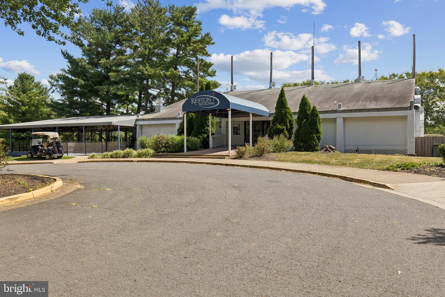 11817 COOPERS CT, RESTON, Virginia 20191, 3 Bedrooms Bedrooms, ,2 BathroomsBathrooms,Residential,For sale,11817 COOPERS CT,VAFX2266992 MLS # VAFX2266992