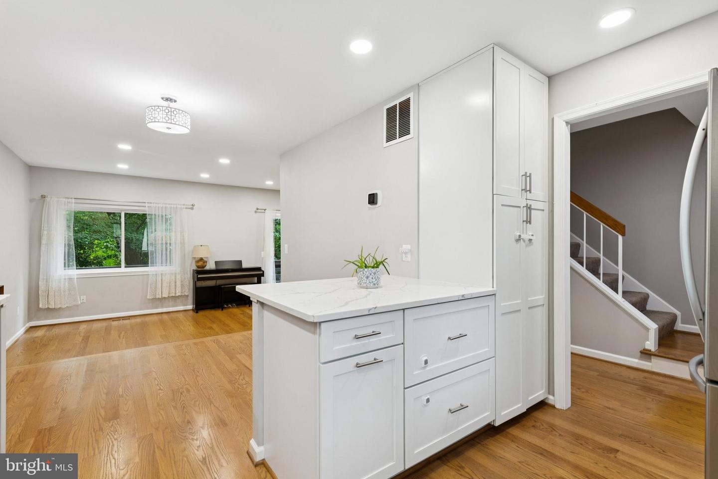 11817 COOPERS CT, RESTON, Virginia 20191, 3 Bedrooms Bedrooms, ,2 BathroomsBathrooms,Residential,For sale,11817 COOPERS CT,VAFX2266992 MLS # VAFX2266992
