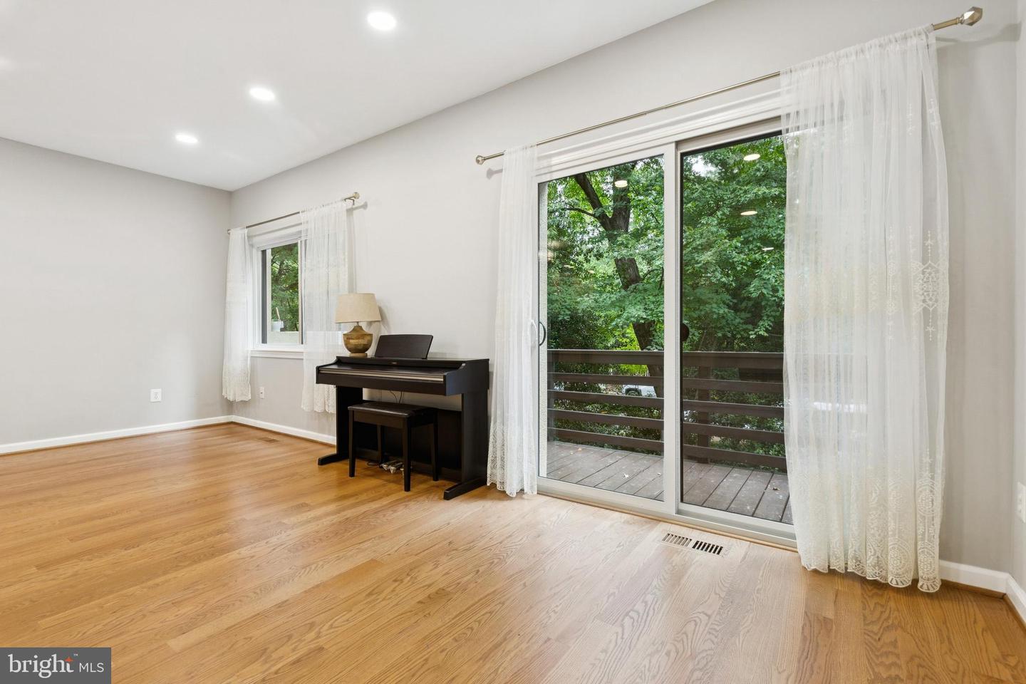 11817 COOPERS CT, RESTON, Virginia 20191, 3 Bedrooms Bedrooms, ,2 BathroomsBathrooms,Residential,For sale,11817 COOPERS CT,VAFX2266992 MLS # VAFX2266992