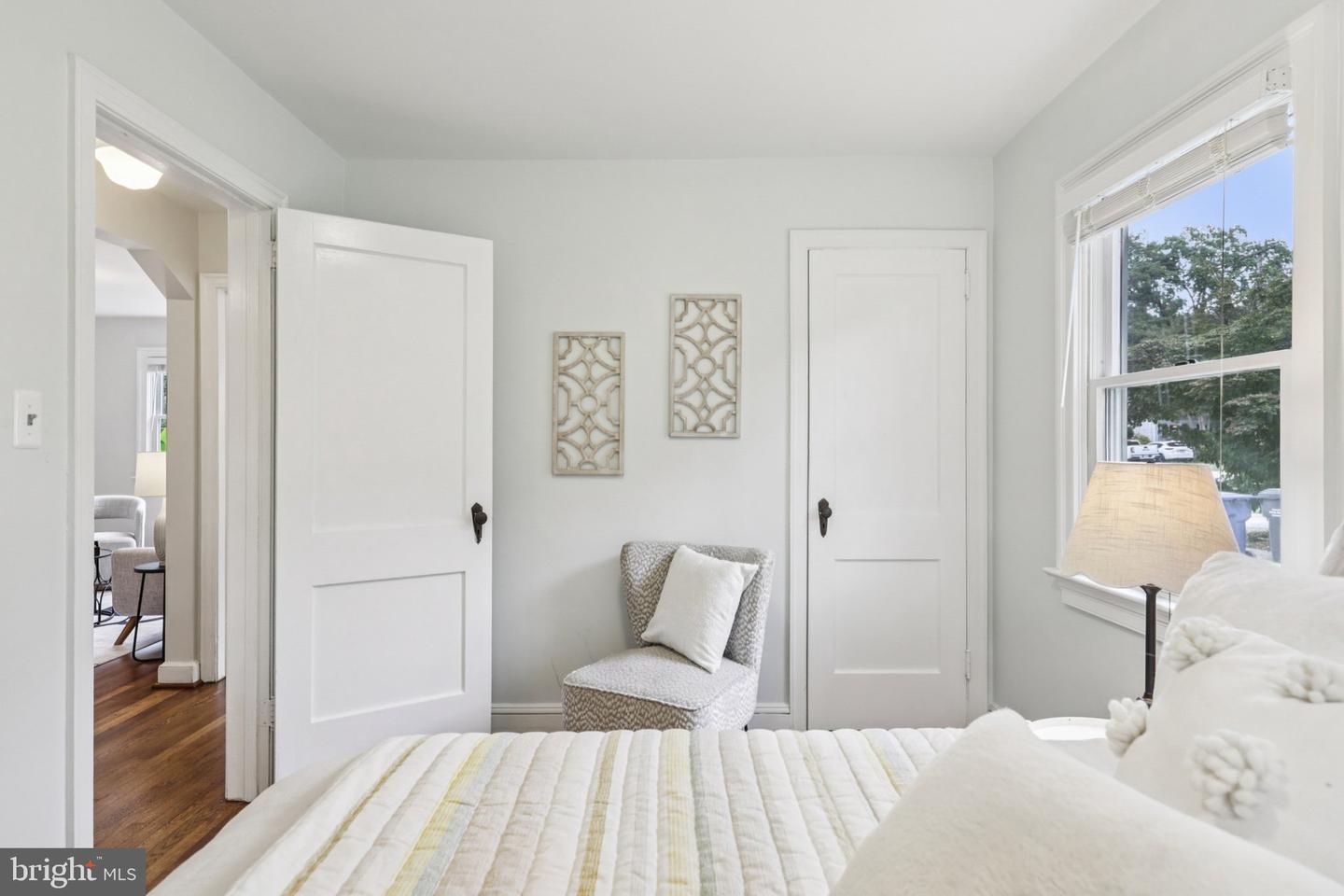 2937 FAIRMONT ST, FALLS CHURCH, Virginia 22042, 2 Bedrooms Bedrooms, ,1 BathroomBathrooms,Residential,For sale,2937 FAIRMONT ST,VAFX2267030 MLS # VAFX2267030