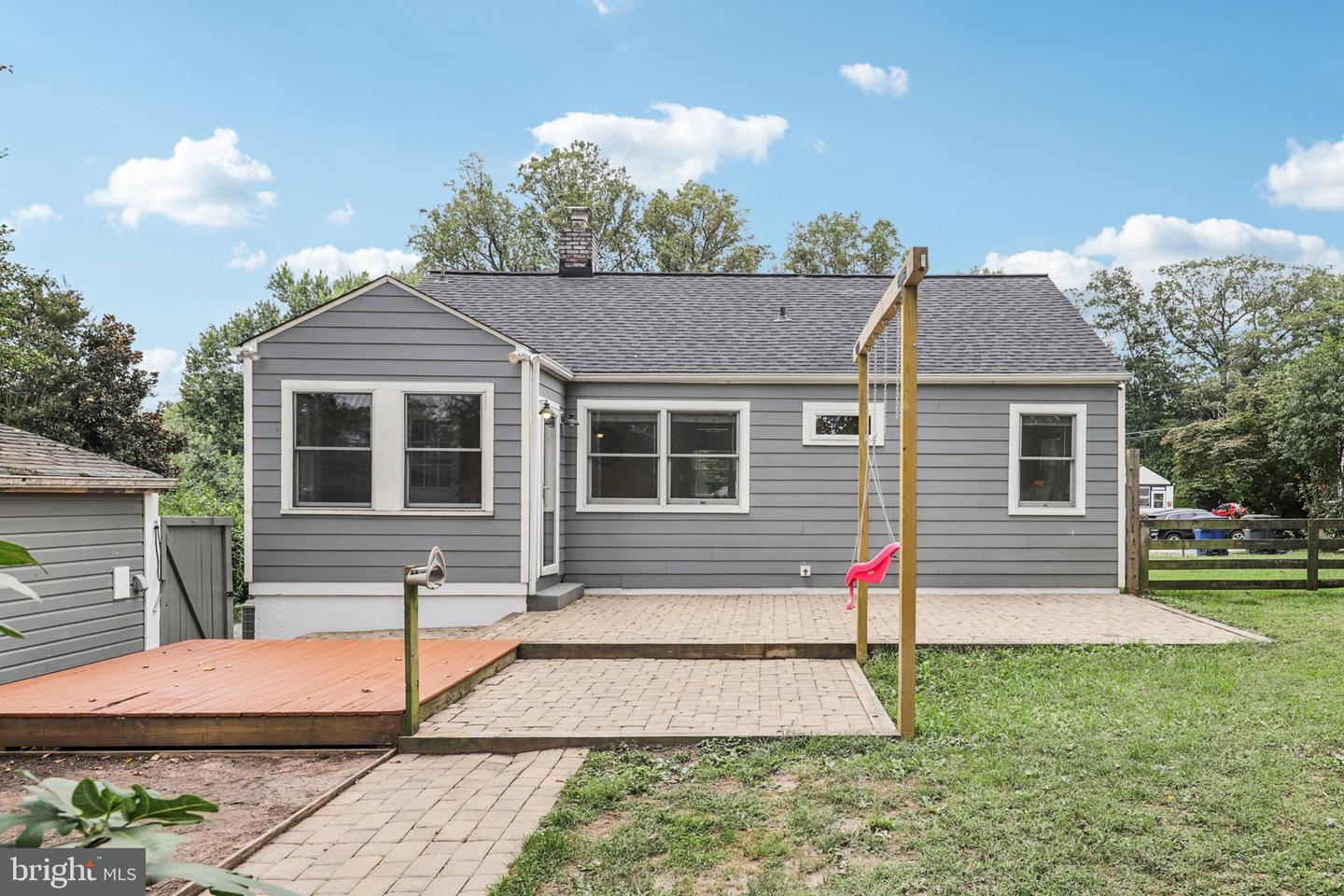 2937 FAIRMONT ST, FALLS CHURCH, Virginia 22042, 2 Bedrooms Bedrooms, ,1 BathroomBathrooms,Residential,For sale,2937 FAIRMONT ST,VAFX2267030 MLS # VAFX2267030