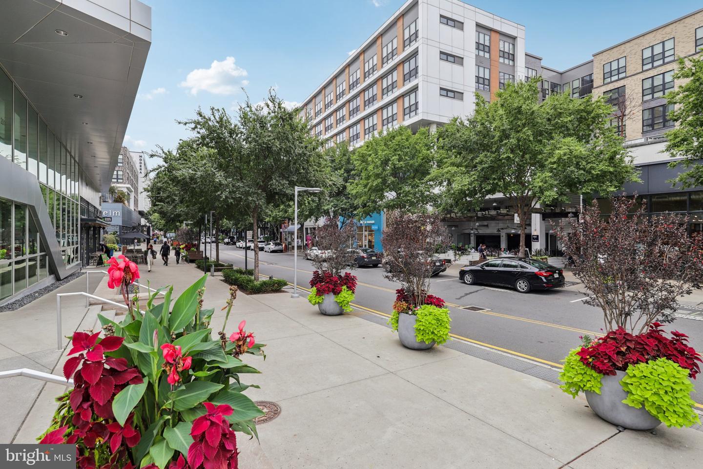 2937 FAIRMONT ST, FALLS CHURCH, Virginia 22042, 2 Bedrooms Bedrooms, ,1 BathroomBathrooms,Residential,For sale,2937 FAIRMONT ST,VAFX2267030 MLS # VAFX2267030
