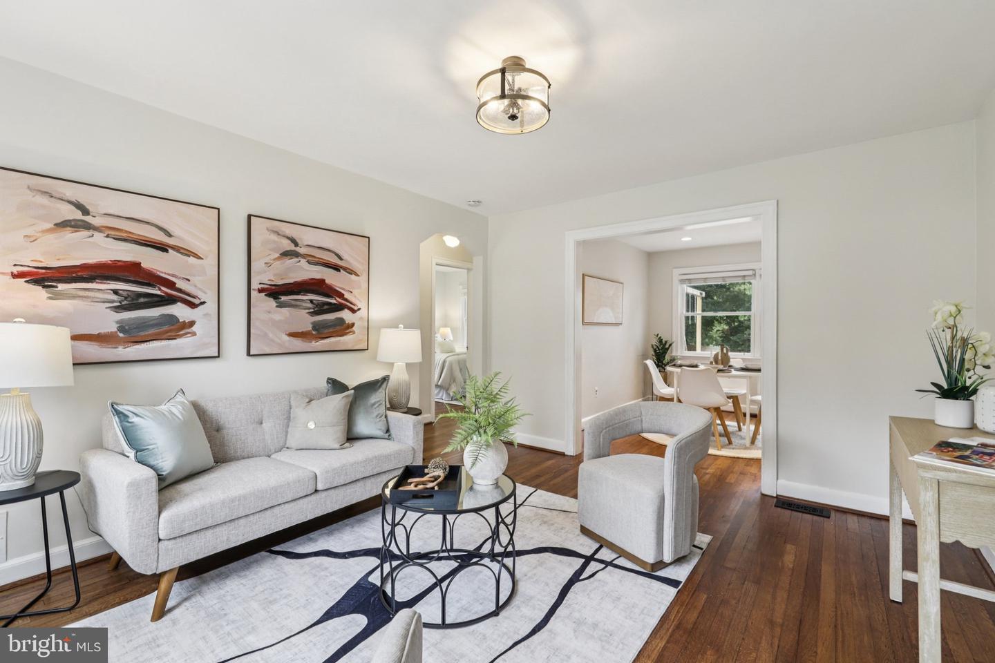 2937 FAIRMONT ST, FALLS CHURCH, Virginia 22042, 2 Bedrooms Bedrooms, ,1 BathroomBathrooms,Residential,For sale,2937 FAIRMONT ST,VAFX2267030 MLS # VAFX2267030