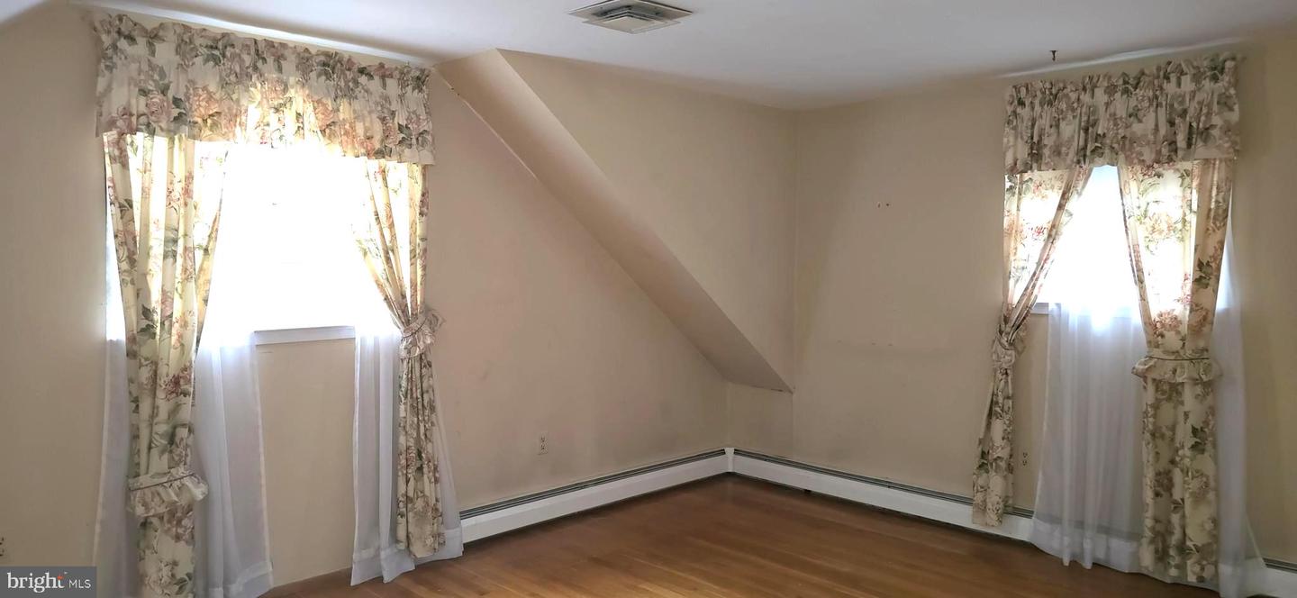 9405 BLACKSTONE RD, MANASSAS, Virginia 20110, 3 Bedrooms Bedrooms, ,2 BathroomsBathrooms,Residential,For sale,9405 BLACKSTONE RD,VAPW2103950 MLS # VAPW2103950