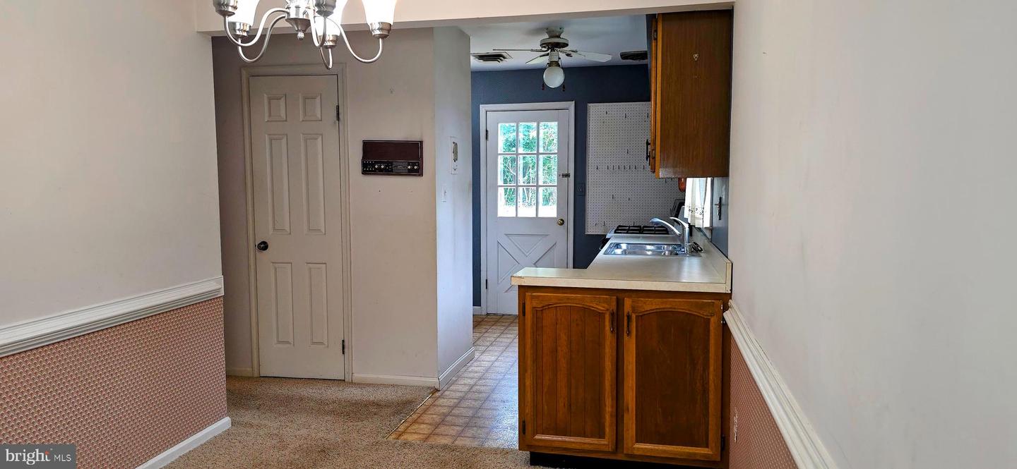9405 BLACKSTONE RD, MANASSAS, Virginia 20110, 3 Bedrooms Bedrooms, ,2 BathroomsBathrooms,Residential,For sale,9405 BLACKSTONE RD,VAPW2103950 MLS # VAPW2103950