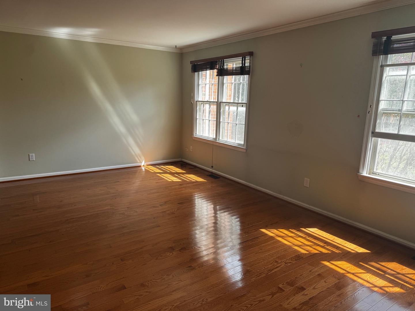 3154 STRATFORD CT, OAKTON, Virginia 22124, 3 Bedrooms Bedrooms, ,3 BathroomsBathrooms,Residential,For sale,3154 STRATFORD CT,VAFX2267132 MLS # VAFX2267132
