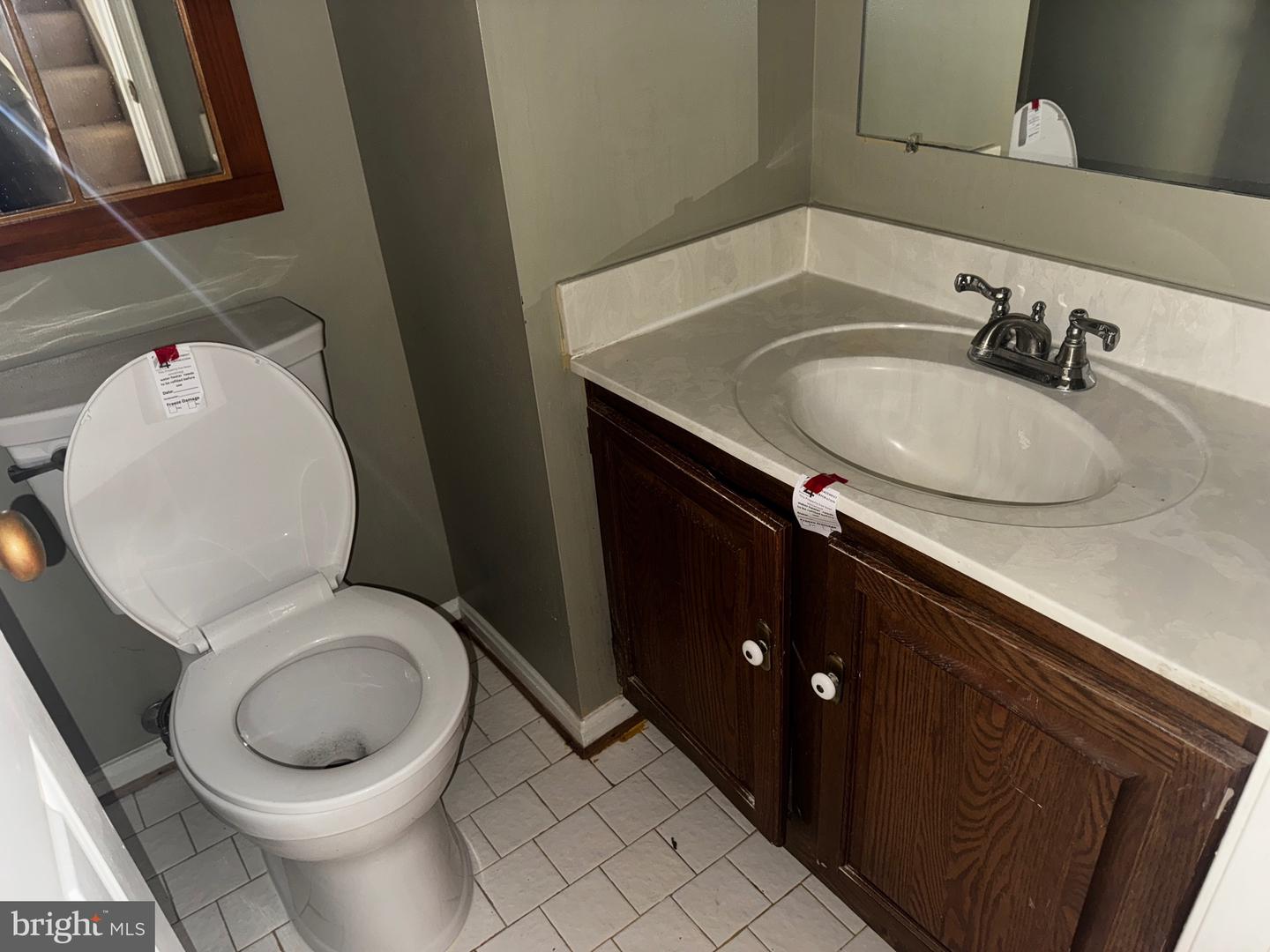 3154 STRATFORD CT, OAKTON, Virginia 22124, 3 Bedrooms Bedrooms, ,3 BathroomsBathrooms,Residential,For sale,3154 STRATFORD CT,VAFX2267132 MLS # VAFX2267132