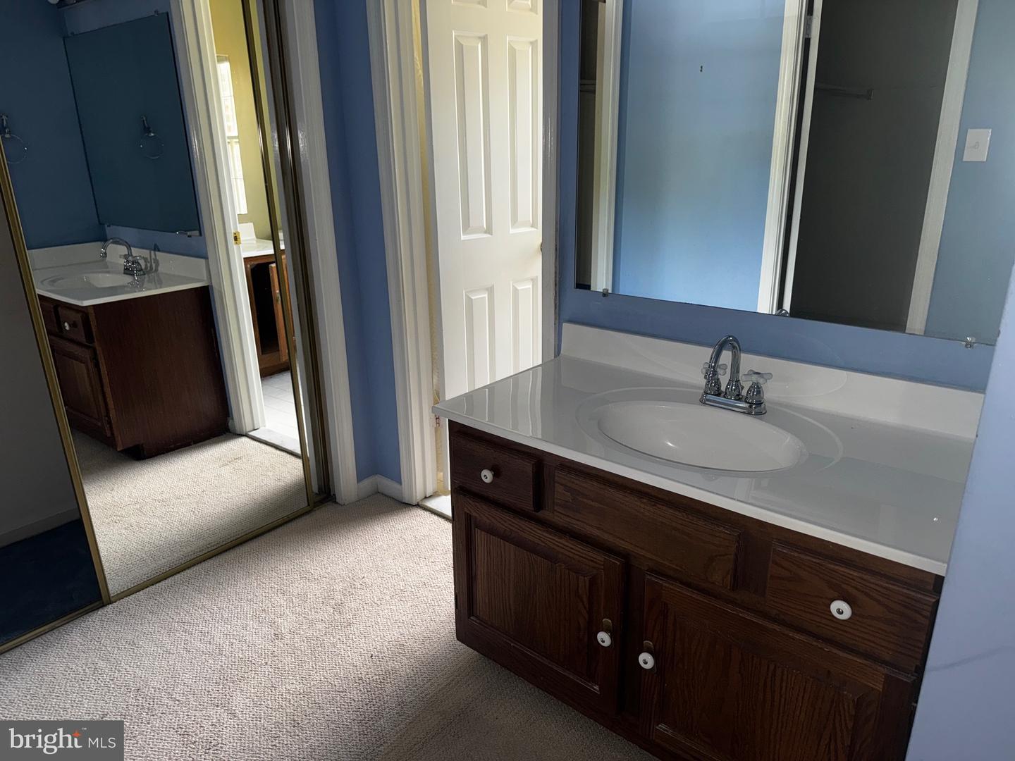 3154 STRATFORD CT, OAKTON, Virginia 22124, 3 Bedrooms Bedrooms, ,3 BathroomsBathrooms,Residential,For sale,3154 STRATFORD CT,VAFX2267132 MLS # VAFX2267132