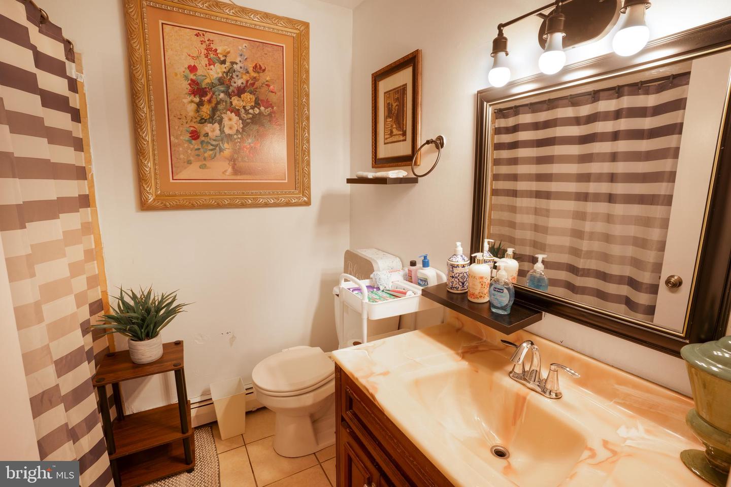 4903 KENYON CT, DALE CITY, Virginia 22193, 4 Bedrooms Bedrooms, ,2 BathroomsBathrooms,Residential,For sale,4903 KENYON CT,VAPW2104168 MLS # VAPW2104168