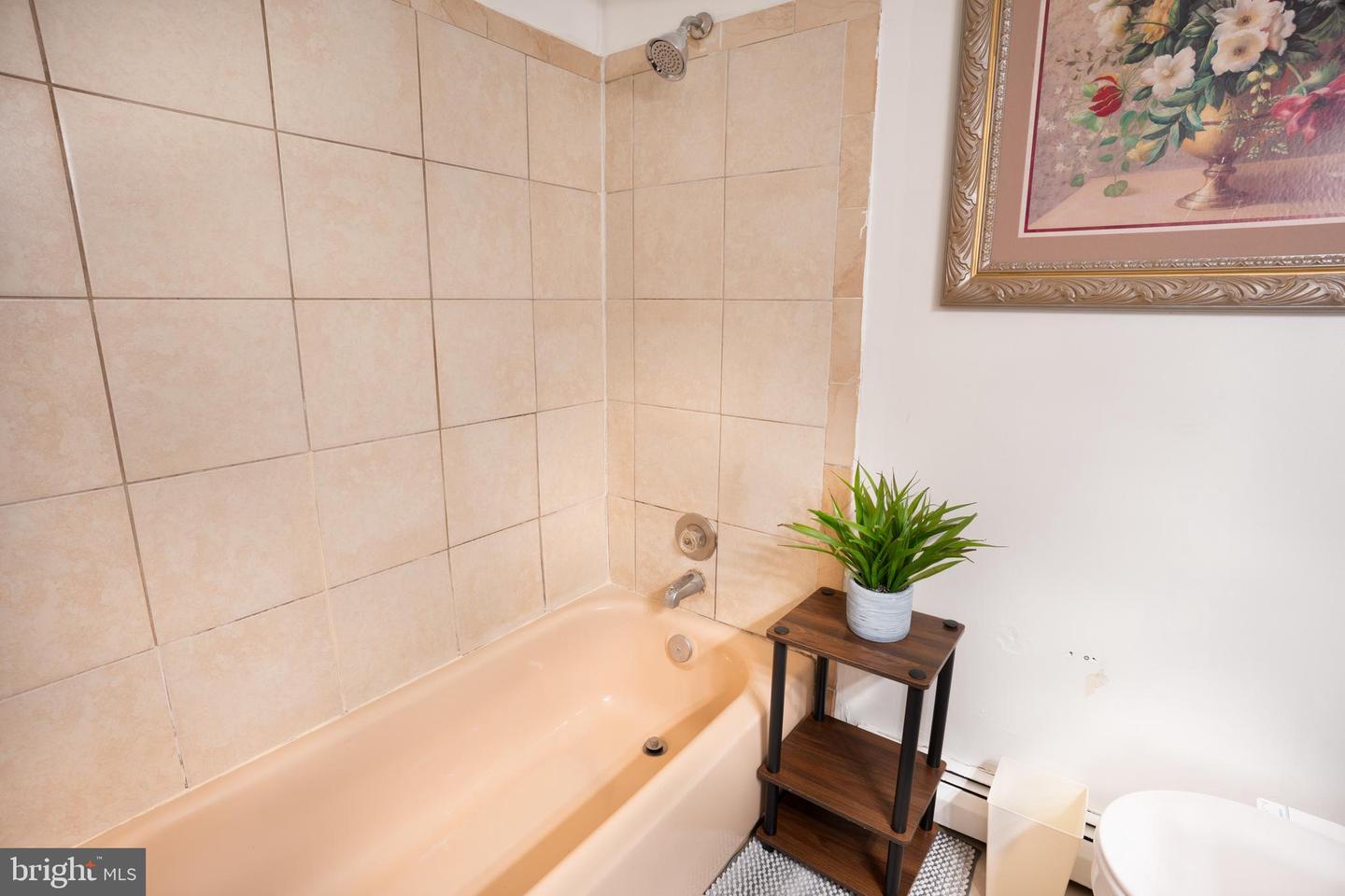 4903 KENYON CT, DALE CITY, Virginia 22193, 4 Bedrooms Bedrooms, ,2 BathroomsBathrooms,Residential,For sale,4903 KENYON CT,VAPW2104168 MLS # VAPW2104168