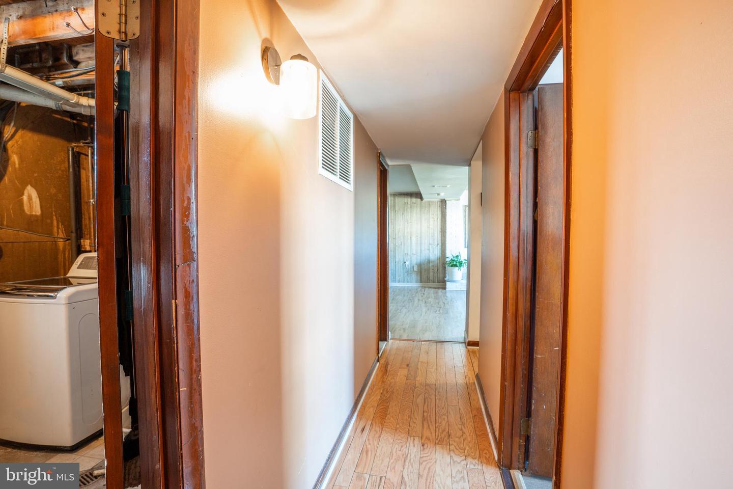 4903 KENYON CT, DALE CITY, Virginia 22193, 4 Bedrooms Bedrooms, ,2 BathroomsBathrooms,Residential,For sale,4903 KENYON CT,VAPW2104168 MLS # VAPW2104168