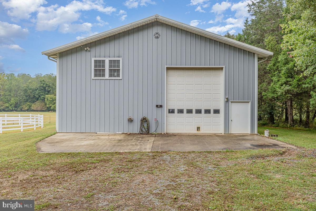 10812 MILLRIDGE LN, SPOTSYLVANIA, Virginia 22553, 4 Bedrooms Bedrooms, ,4 BathroomsBathrooms,Residential,For sale,10812 MILLRIDGE LN,VASP2036306 MLS # VASP2036306