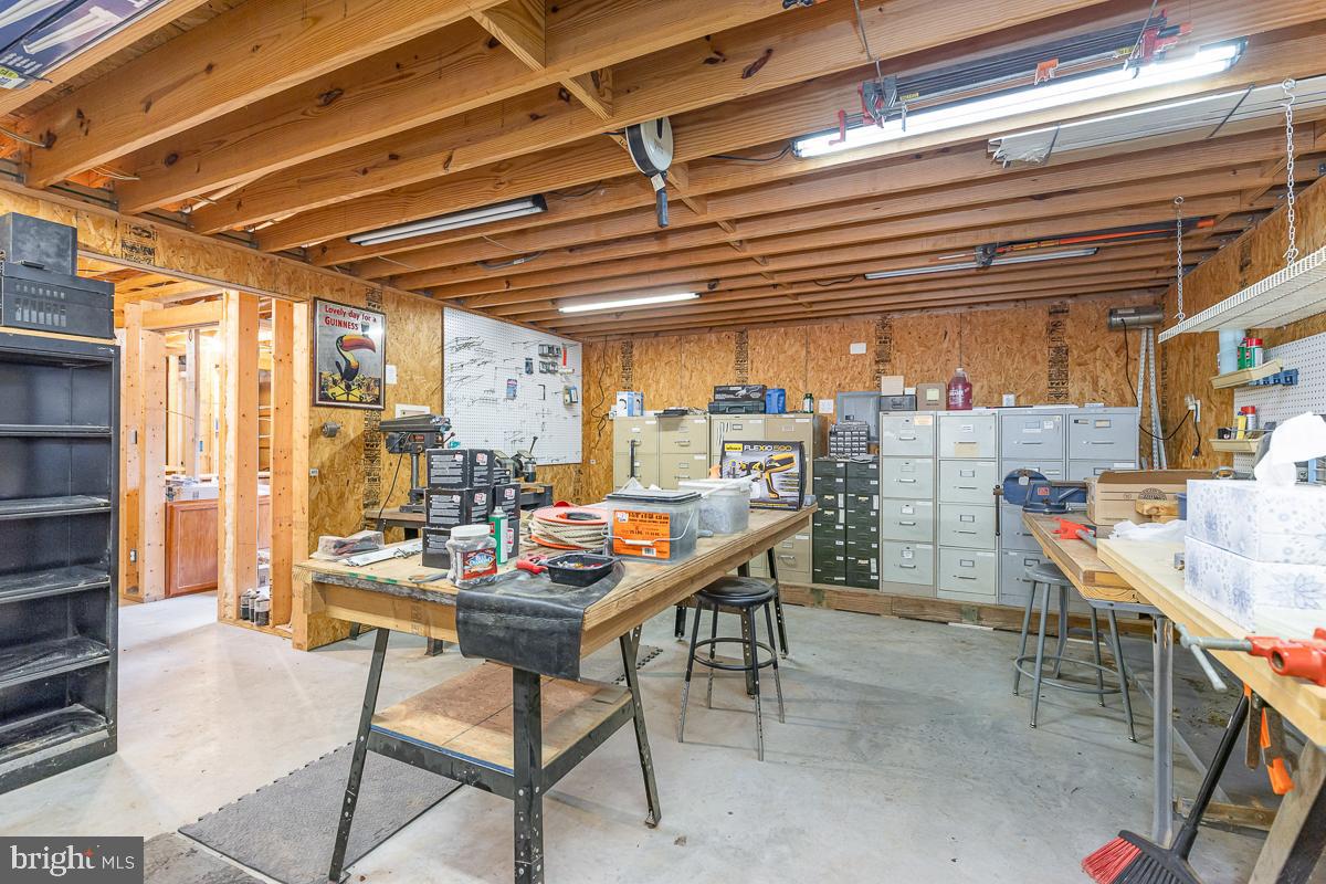 10812 MILLRIDGE LN, SPOTSYLVANIA, Virginia 22553, 4 Bedrooms Bedrooms, ,4 BathroomsBathrooms,Residential,For sale,10812 MILLRIDGE LN,VASP2036306 MLS # VASP2036306