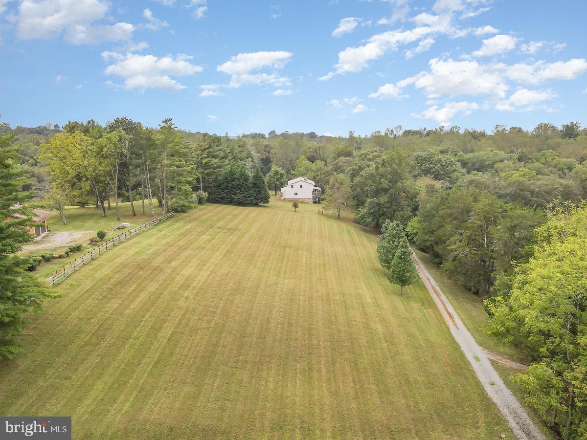 10812 MILLRIDGE LN, SPOTSYLVANIA, Virginia 22553, 4 Bedrooms Bedrooms, ,4 BathroomsBathrooms,Residential,For sale,10812 MILLRIDGE LN,VASP2036306 MLS # VASP2036306
