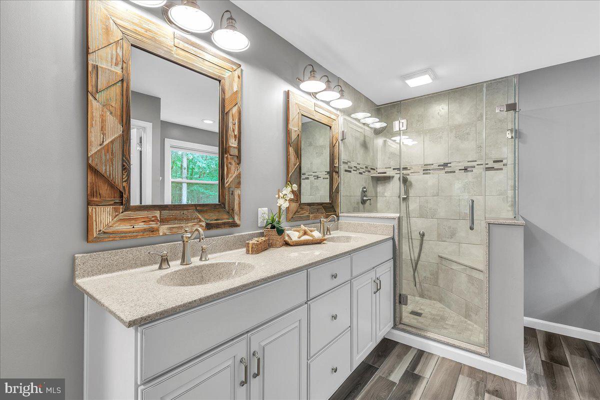 255 SUMMER BREEZE LN, FREDERICKSBURG, Virginia 22406, 5 Bedrooms Bedrooms, 21 Rooms Rooms,4 BathroomsBathrooms,Residential,For sale,255 SUMMER BREEZE LN,VAST2042716 MLS # VAST2042716