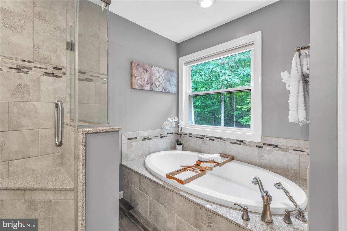 255 SUMMER BREEZE LN, FREDERICKSBURG, Virginia 22406, 5 Bedrooms Bedrooms, 21 Rooms Rooms,4 BathroomsBathrooms,Residential,For sale,255 SUMMER BREEZE LN,VAST2042716 MLS # VAST2042716