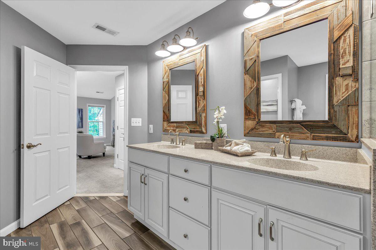 255 SUMMER BREEZE LN, FREDERICKSBURG, Virginia 22406, 5 Bedrooms Bedrooms, 21 Rooms Rooms,4 BathroomsBathrooms,Residential,For sale,255 SUMMER BREEZE LN,VAST2042716 MLS # VAST2042716
