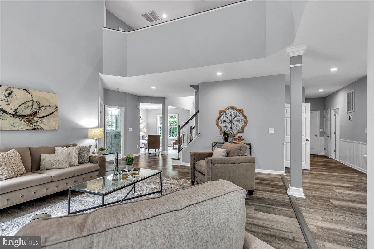 255 SUMMER BREEZE LN, FREDERICKSBURG, Virginia 22406, 5 Bedrooms Bedrooms, 21 Rooms Rooms,4 BathroomsBathrooms,Residential,For sale,255 SUMMER BREEZE LN,VAST2042716 MLS # VAST2042716