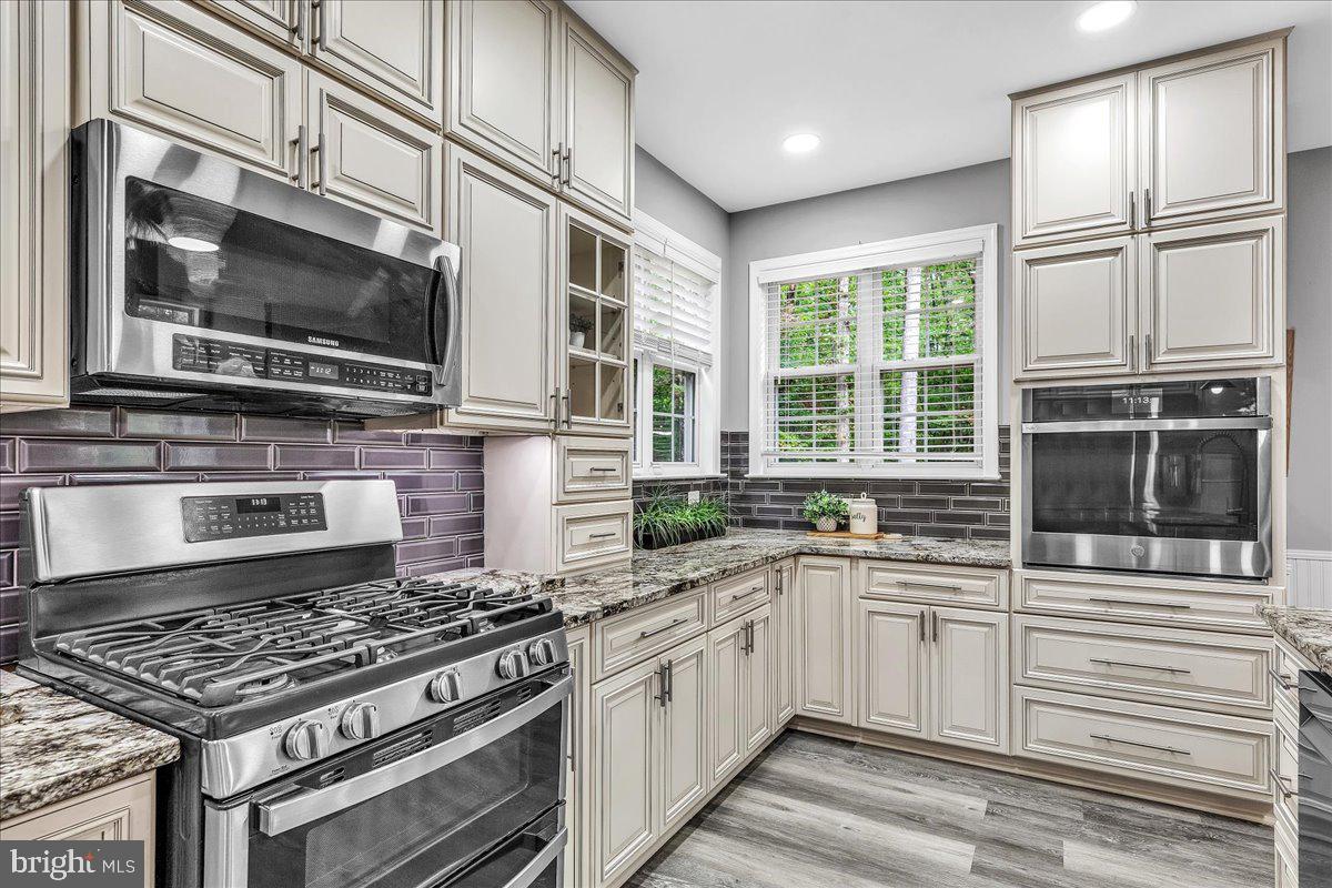 255 SUMMER BREEZE LN, FREDERICKSBURG, Virginia 22406, 5 Bedrooms Bedrooms, 21 Rooms Rooms,4 BathroomsBathrooms,Residential,For sale,255 SUMMER BREEZE LN,VAST2042716 MLS # VAST2042716