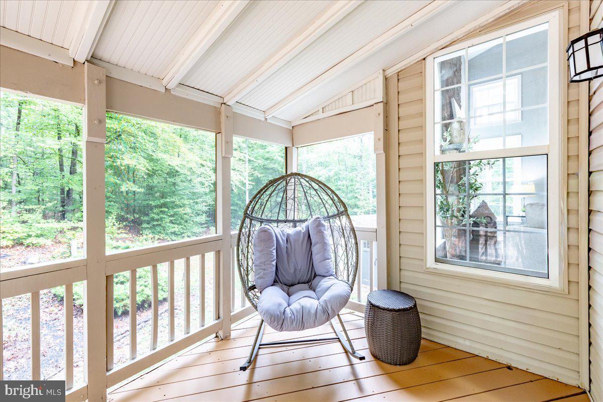 255 SUMMER BREEZE LN, FREDERICKSBURG, Virginia 22406, 5 Bedrooms Bedrooms, 21 Rooms Rooms,4 BathroomsBathrooms,Residential,For sale,255 SUMMER BREEZE LN,VAST2042716 MLS # VAST2042716