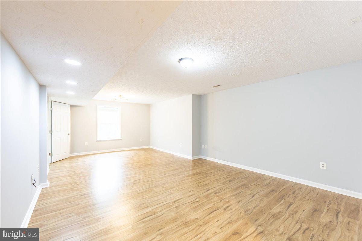 255 SUMMER BREEZE LN, FREDERICKSBURG, Virginia 22406, 5 Bedrooms Bedrooms, 21 Rooms Rooms,4 BathroomsBathrooms,Residential,For sale,255 SUMMER BREEZE LN,VAST2042716 MLS # VAST2042716