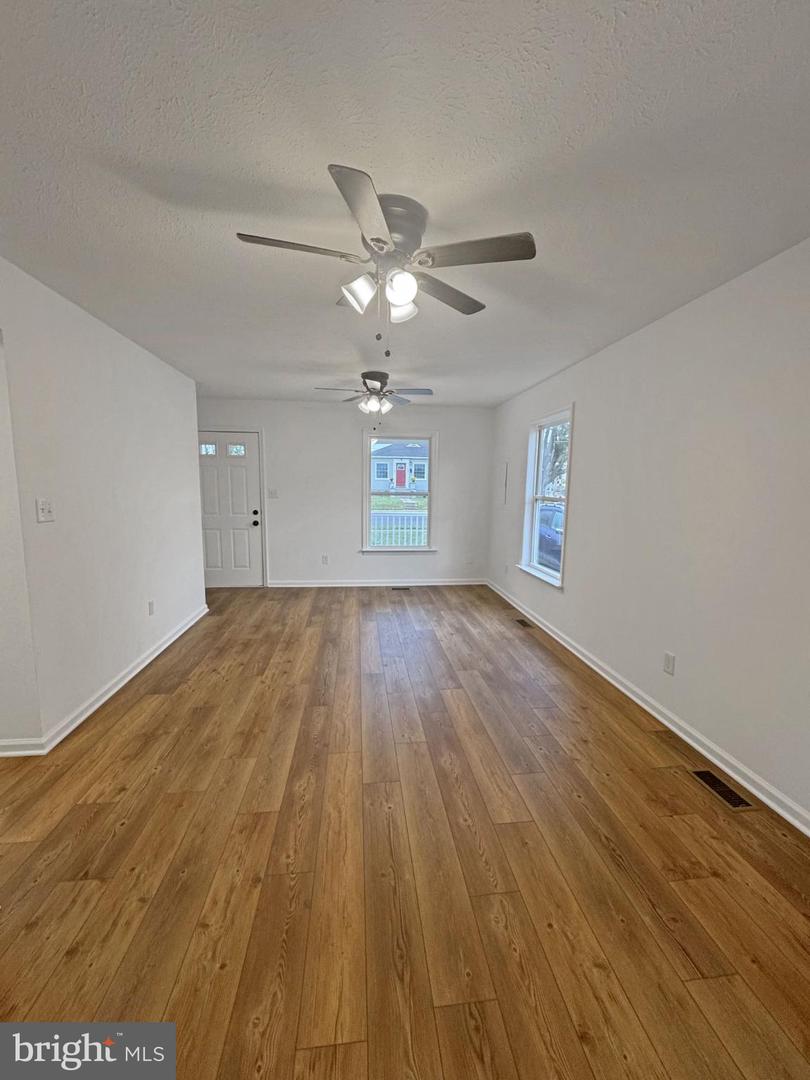 700 WATSON AVE, WINCHESTER, Virginia 22601, 4 Bedrooms Bedrooms, 6 Rooms Rooms,2 BathroomsBathrooms,Residential,For sale,700 WATSON AVE,VAWI2009098 MLS # VAWI2009098