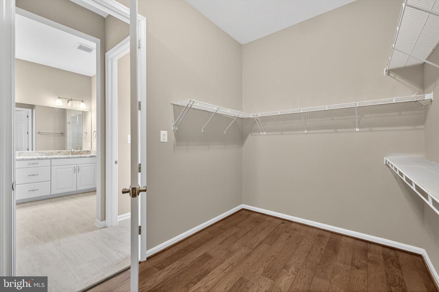 40937 KEIFFER CT, ALDIE, Virginia 20105, 3 Bedrooms Bedrooms, ,2 BathroomsBathrooms,Residential,For sale,40937 KEIFFER CT,VALO2107116 MLS # VALO2107116