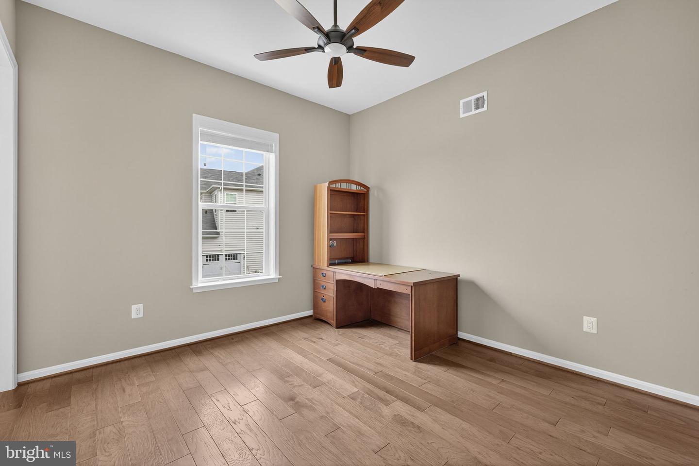 40937 KEIFFER CT, ALDIE, Virginia 20105, 3 Bedrooms Bedrooms, ,2 BathroomsBathrooms,Residential,For sale,40937 KEIFFER CT,VALO2107116 MLS # VALO2107116