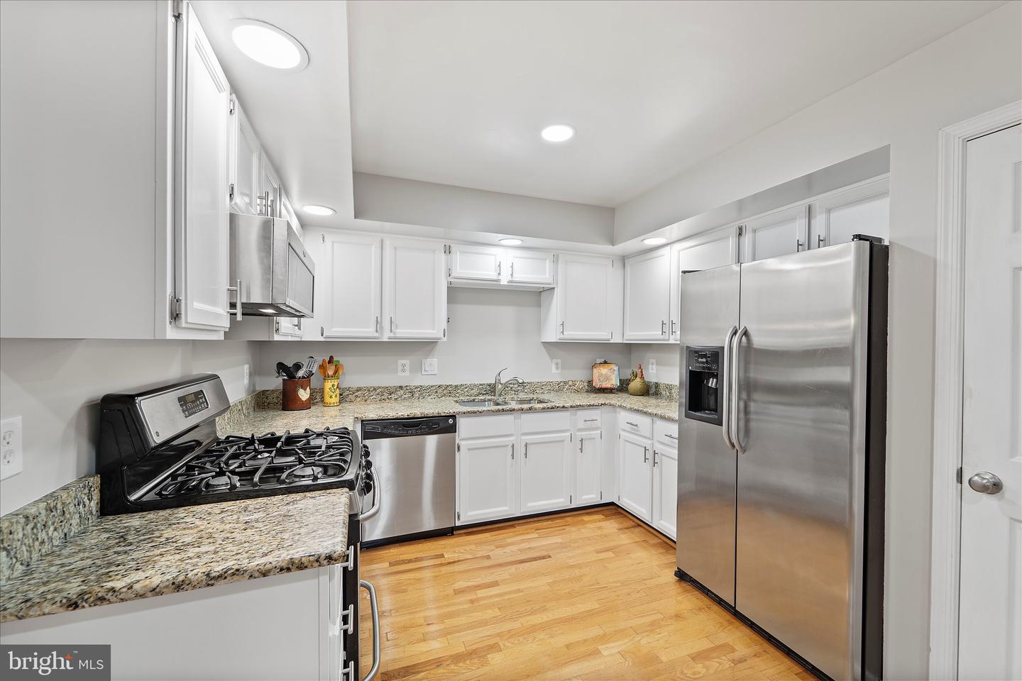 46574 BROADSPEAR, STERLING, Virginia 20165, 3 Bedrooms Bedrooms, ,2 BathroomsBathrooms,Residential,For sale,46574 BROADSPEAR,VALO2107118 MLS # VALO2107118