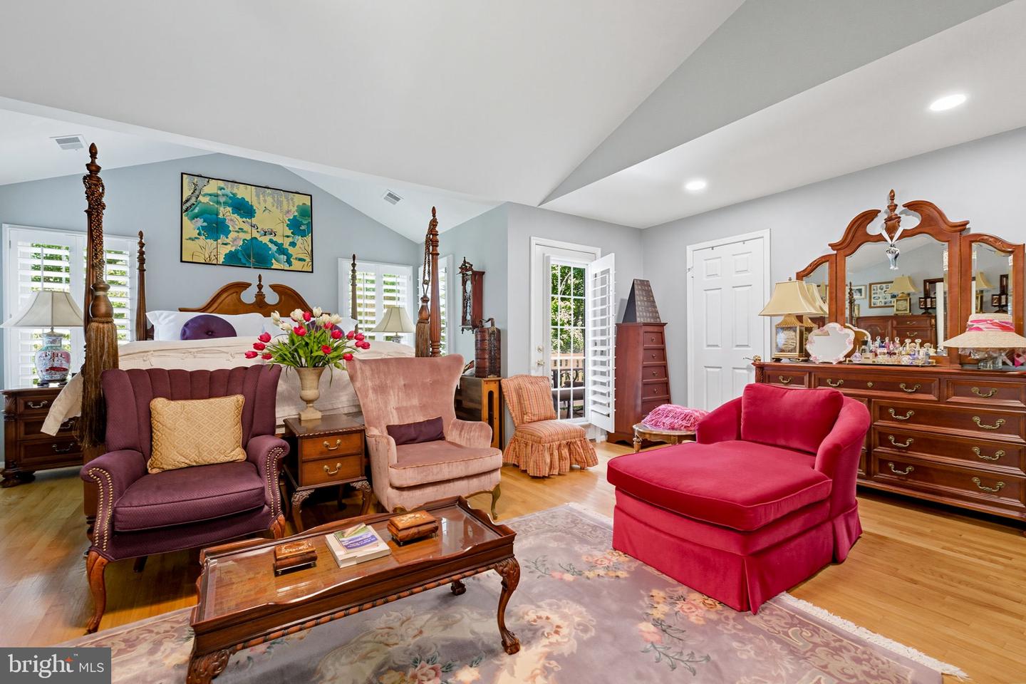13104 MEADOW HALL CT, HERNDON, Virginia 20171, 5 Bedrooms Bedrooms, 22 Rooms Rooms,3 BathroomsBathrooms,Residential,For sale,13104 MEADOW HALL CT,VAFX2268118 MLS # VAFX2268118