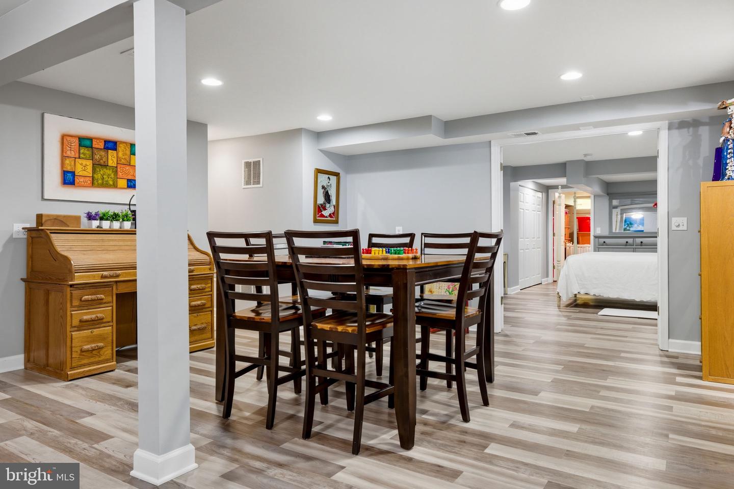 13104 MEADOW HALL CT, HERNDON, Virginia 20171, 5 Bedrooms Bedrooms, 22 Rooms Rooms,3 BathroomsBathrooms,Residential,For sale,13104 MEADOW HALL CT,VAFX2268118 MLS # VAFX2268118