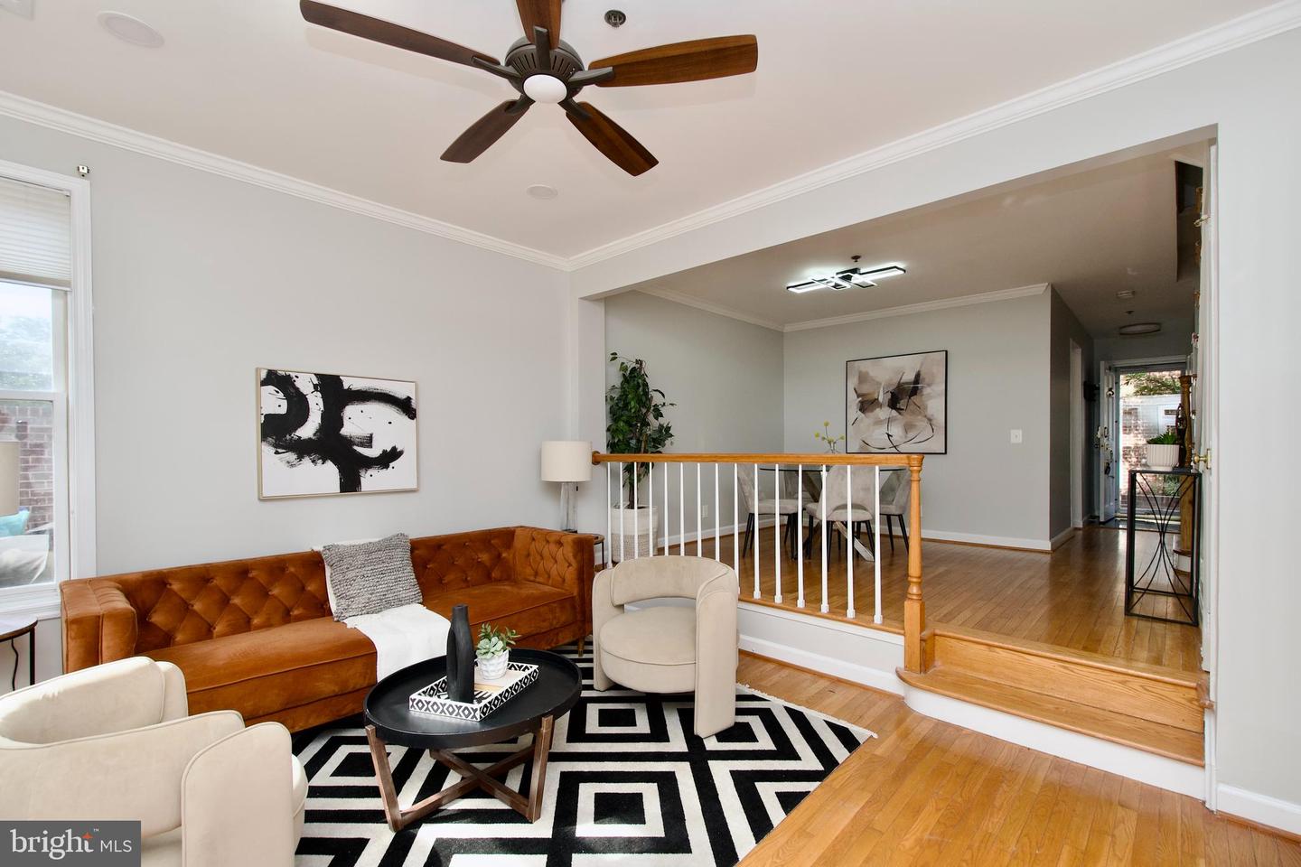 142 N UNION ST, ALEXANDRIA, Virginia 22314, 2 Bedrooms Bedrooms, ,2 BathroomsBathrooms,Residential,For sale,142 N UNION ST,VAAX2049922 MLS # VAAX2049922