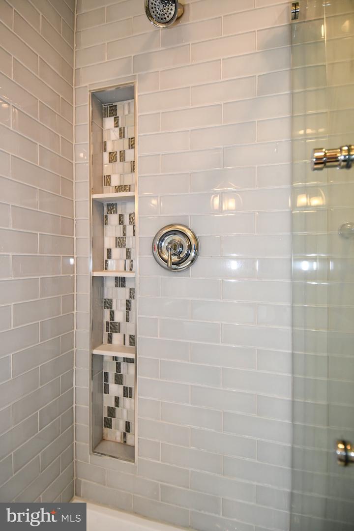 21329 THIMBLEWEED CT, ASHBURN, Virginia 20147, 4 Bedrooms Bedrooms, ,3 BathroomsBathrooms,Residential,For sale,21329 THIMBLEWEED CT,VALO2107188 MLS # VALO2107188