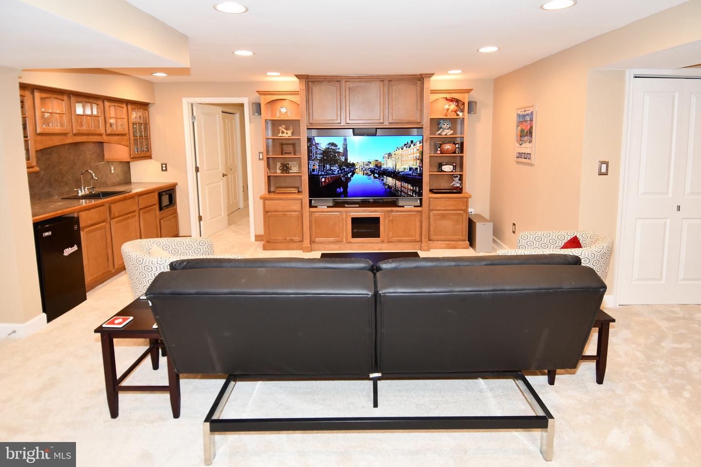 21329 THIMBLEWEED CT, ASHBURN, Virginia 20147, 4 Bedrooms Bedrooms, ,3 BathroomsBathrooms,Residential,For sale,21329 THIMBLEWEED CT,VALO2107188 MLS # VALO2107188