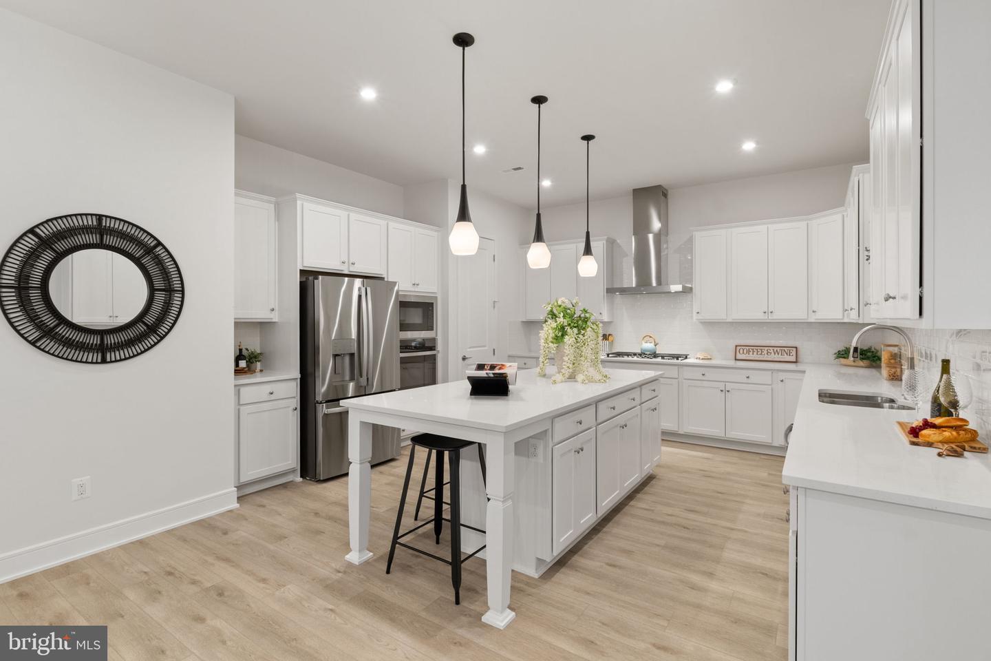 43257 GREELEY SQ, ASHBURN, Virginia 20148, 3 Bedrooms Bedrooms, 17 Rooms Rooms,3 BathroomsBathrooms,Residential,For sale,43257 GREELEY SQ,VALO2107280 MLS # VALO2107280