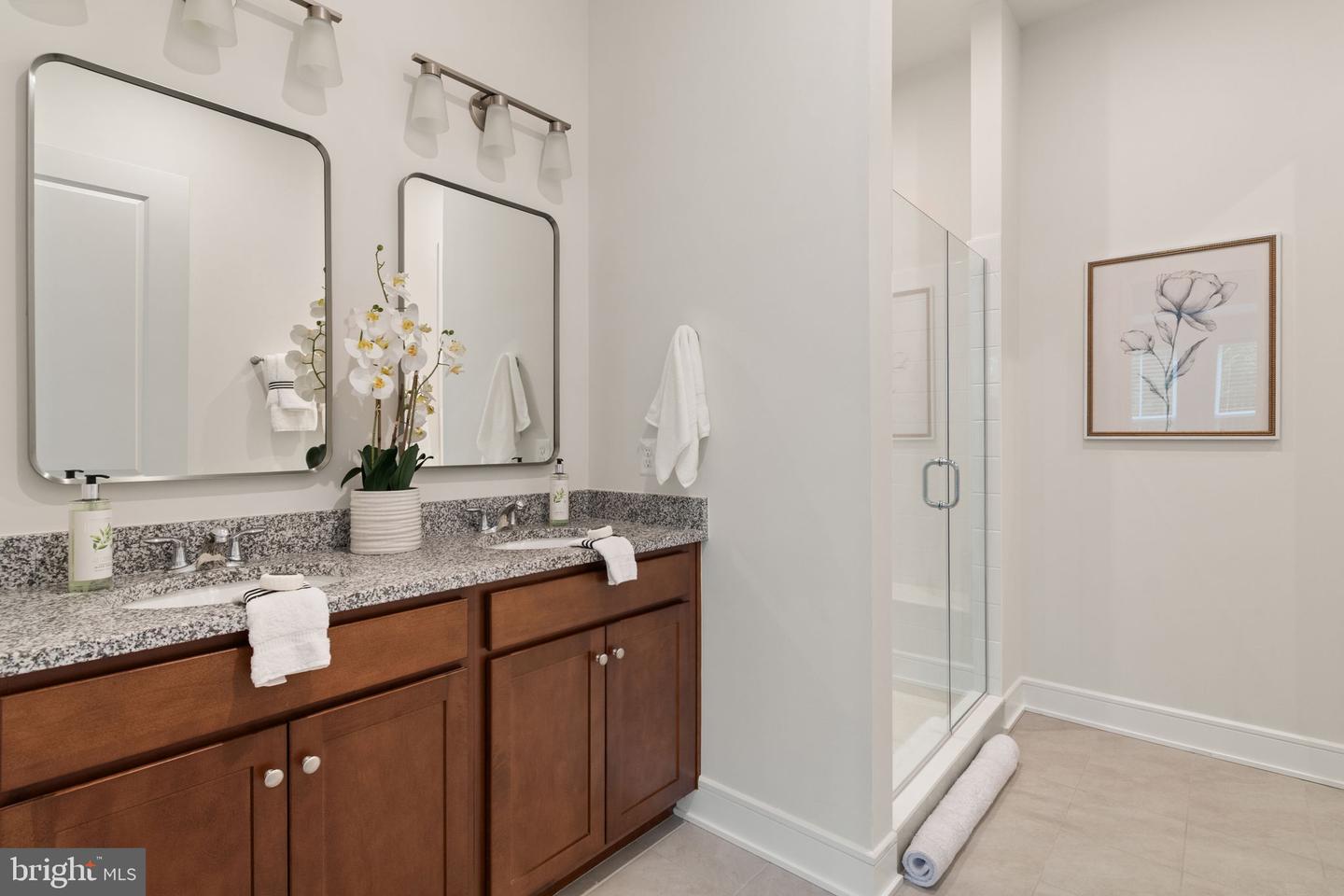 43257 GREELEY SQ, ASHBURN, Virginia 20148, 3 Bedrooms Bedrooms, 17 Rooms Rooms,3 BathroomsBathrooms,Residential,For sale,43257 GREELEY SQ,VALO2107280 MLS # VALO2107280