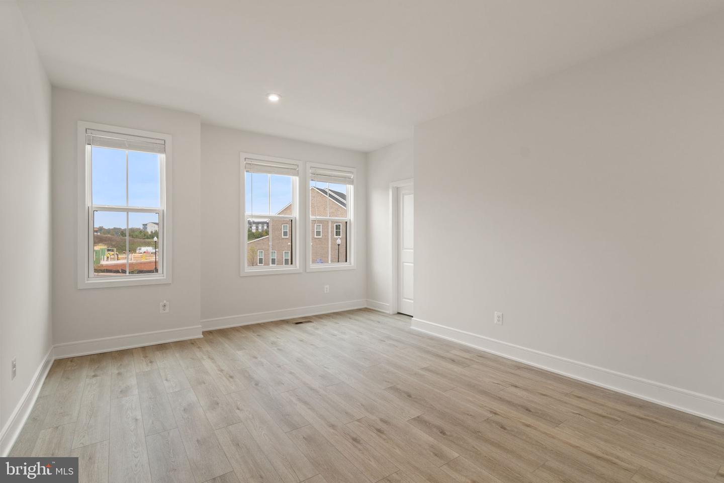 43257 GREELEY SQ, ASHBURN, Virginia 20148, 3 Bedrooms Bedrooms, 17 Rooms Rooms,3 BathroomsBathrooms,Residential,For sale,43257 GREELEY SQ,VALO2107280 MLS # VALO2107280
