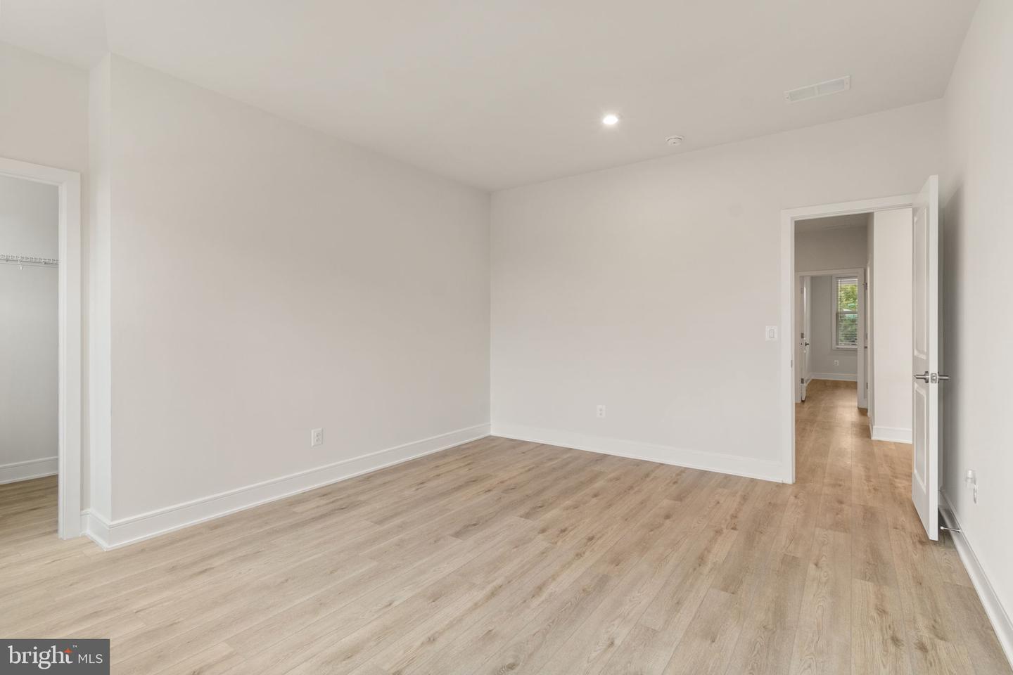 43257 GREELEY SQ, ASHBURN, Virginia 20148, 3 Bedrooms Bedrooms, 17 Rooms Rooms,3 BathroomsBathrooms,Residential,For sale,43257 GREELEY SQ,VALO2107280 MLS # VALO2107280