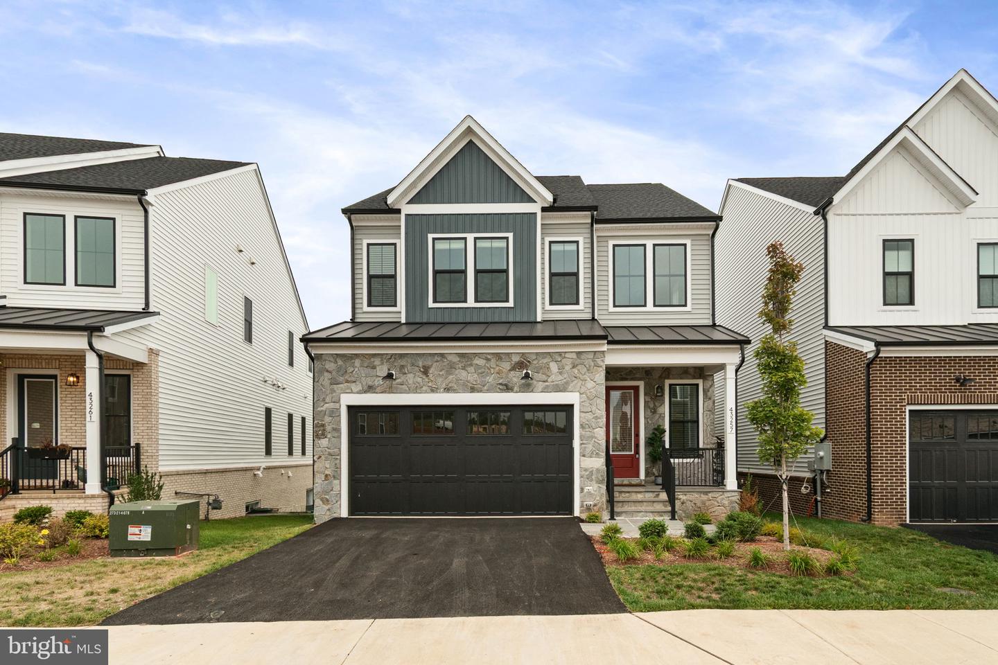 43257 GREELEY SQ, ASHBURN, Virginia 20148, 3 Bedrooms Bedrooms, 17 Rooms Rooms,3 BathroomsBathrooms,Residential,For sale,43257 GREELEY SQ,VALO2107280 MLS # VALO2107280